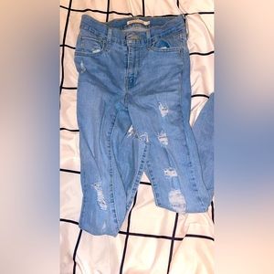 Levi High Rise skinny jeans